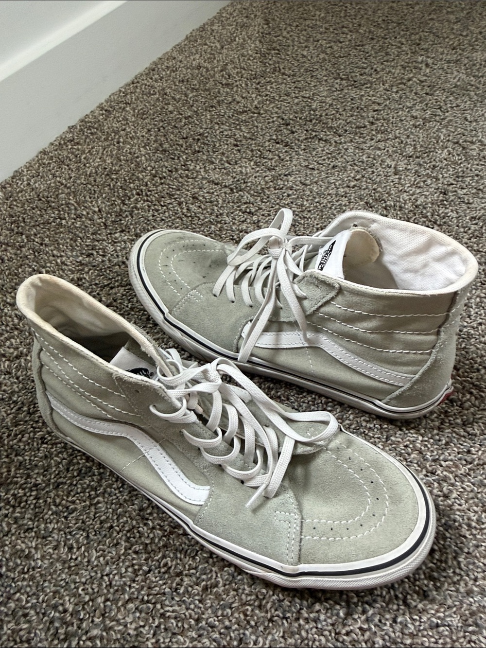 Vans size 10 High-Top Suede Sneakers (with upgraded stretch laces!) in Sage